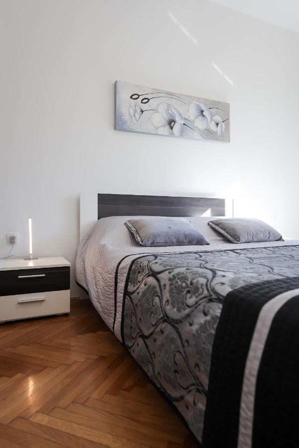 Zara City Center Apartment Luaran gambar