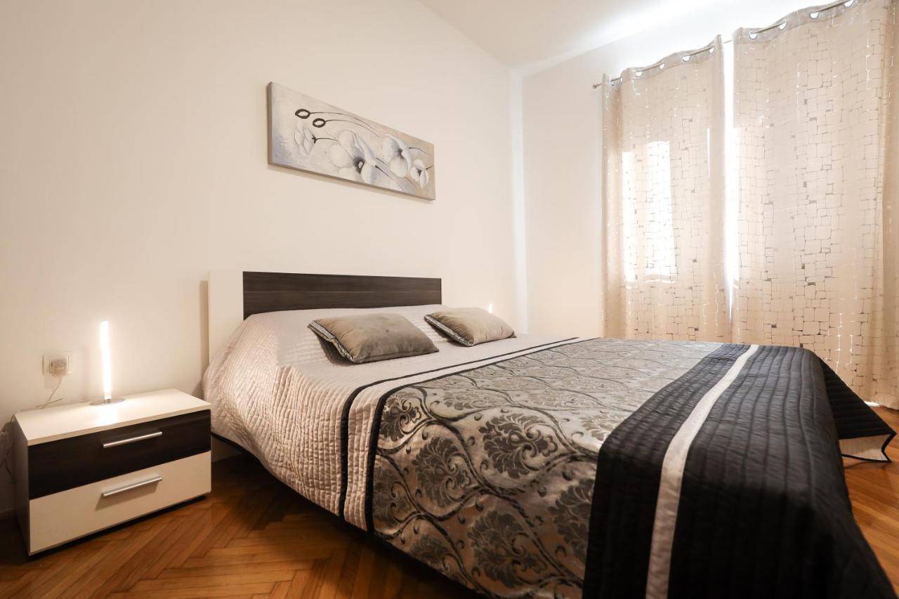 Zara City Center Apartment Luaran gambar